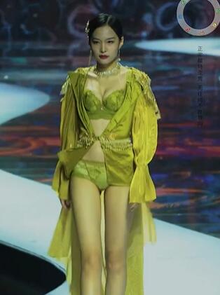 国风系列主题内衣秀! #美女模特